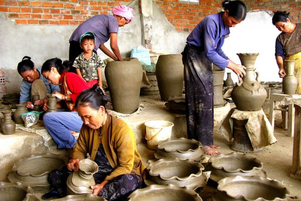 Làng gốm Bàu trúc