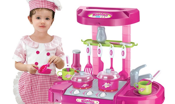 Gợi ý 5 loại đồ chơi cần thiết cho bé gái do choi can thiet cho be gai.jpg1 - Gợi ý 5 loại đồ chơi cần thiết cho bé gái