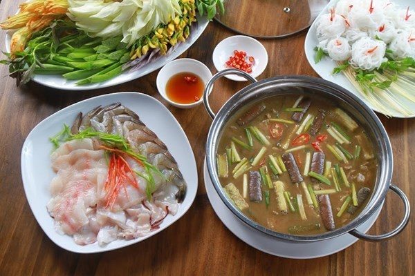 lau mam mien tay hap dan 600x400 - Đặc sản ẩm thực miền Tây - những món ăn dân dã làm say đắm lòng người