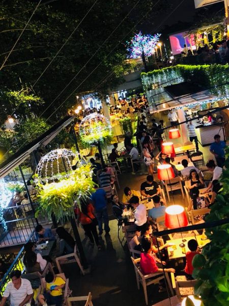 du mien garden1 450x600 - Săn lùng quán cà phê trên cây – Bình yên như mây trôi giữa lòng Sài Gòn