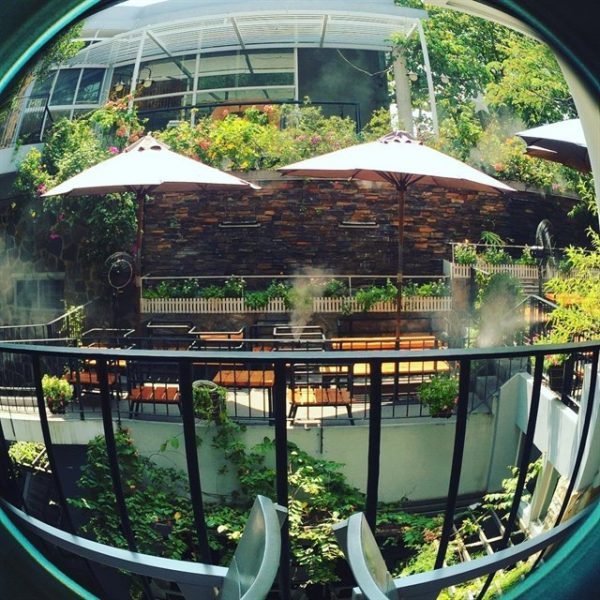 du mien garden2 600x600 - Săn lùng quán cà phê trên cây – Bình yên như mây trôi giữa lòng Sài Gòn