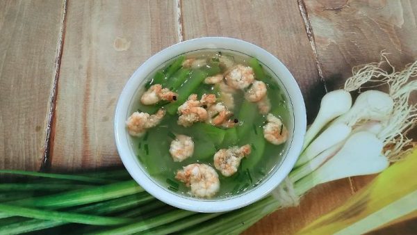 Canh bi dao nau tom kho 9 600x338 - Top 14 món ăn ngon chế biến từ tôm khô bạn nên biết